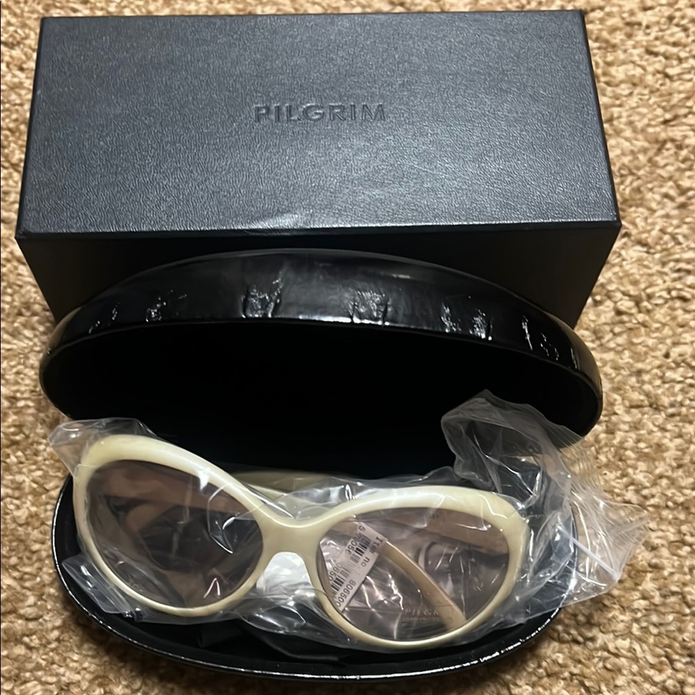 Pilgrim Cream Sunglasses Fashionable Accessories